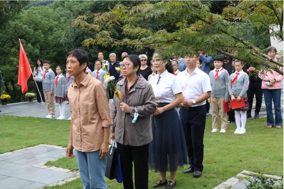 QQ截图20220119125442.png QQ截图20220119125442.png